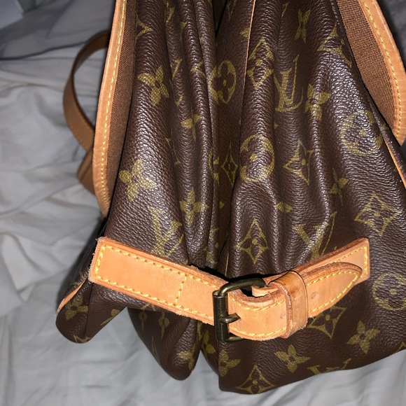 Louis Vuitton Saumur 35 - Picture 5 of 8